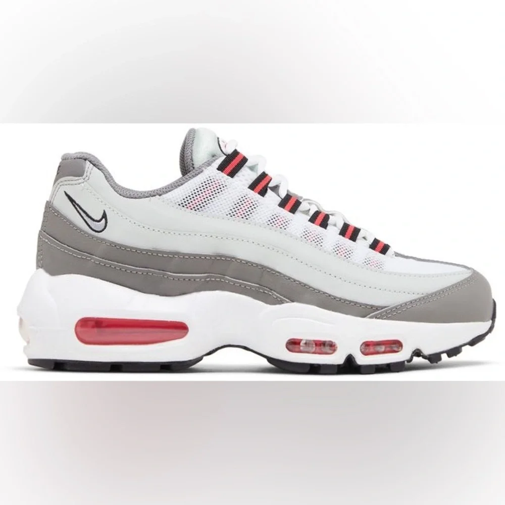 NWOT / Nike Air Max 95 Recraft GS